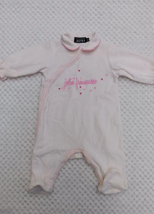 🔸Pyjama Une Pièce Rose - Tout Compte Fait 3 Mois 🔸, marke: Tout Compte Fait, zustand: Sehr gut, größe: 3-6 Monate / 62, 2,00 €, 2,80 € inklusive Vinted-Käuferschutz