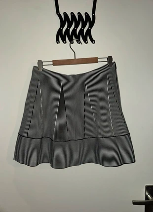 Nikkie Black & White A Style Skirt size 42, marca: NIKKIE, estado: Muy bueno, tamaño: XL / 42 / 14, 13,50 €, 14,88 € Protección al comprador incluida
