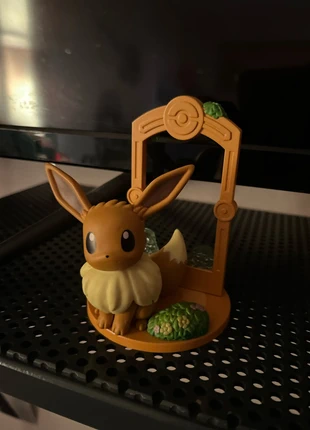 Pokemon evoli, merk: Pokémon, staat: Nieuw zonder prijskaartje, maat: Prematuur, tot 44 cm, € 5,00, € 5,95 inclusief Kopersbescherming