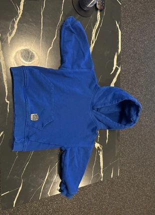 Truitje, merk: Zeeman, staat: Heel goed, maat: 12-18 maanden / 80 cm, € 2,50, € 3,33 inclusief Kopersbescherming