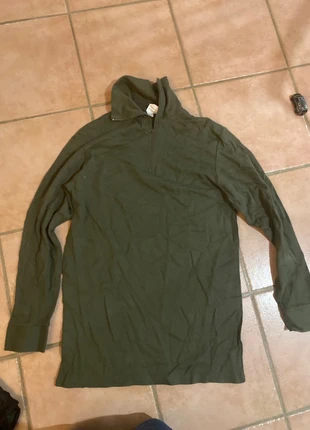 Sous pull militaire, marque: Armée de Terre, état: Neuf sans étiquette, taille: M, 6,00 €, 7,00 € Protection acheteurs incluse