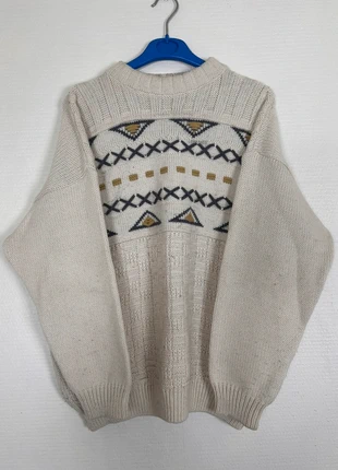 Pull Vintage Homme Couleur Crème Motifs Brodés Taille L 30% Laine Marque Cassinari Très bon état, brand: Vintage Dressing, condizioni: Ottime, taglia: L, €14.99, €16.44 include la Protezione acquisti
