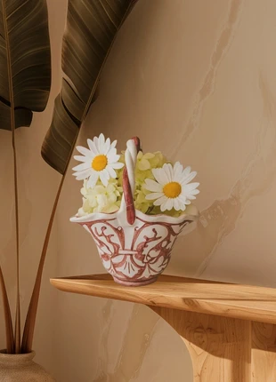 Superbe Vase panier porcelaine fleurs, marque: Vintage Chic, état: Très bon état, 12,00 €, 13,30 € Protection acheteurs incluse