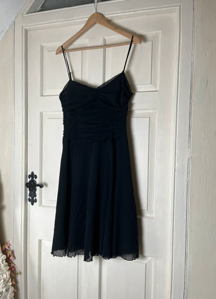 Y2K Ruffle Hem Black Dress From Dorothy Perkins, brand: Dorothy Perkins, condition: Very good, size: XXXL / 18, £9.00, £10.15 includes Buyer Protection Pro