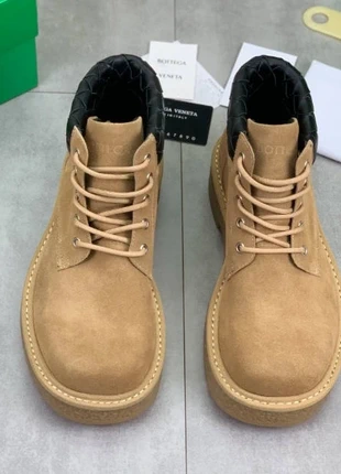 BV 24Fw - Cele mai noi ghete cu platform, merk: Bottega Veneta, staat: Heel goed, maat: 42, € 245,00, € 257,95 inclusief Kopersbescherming