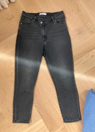 Abercrombie black jeans, marque: Abercrombie & Fitch, état: Neuf sans étiquette, taille: M / 38 / 10, 15,00 €, 16,45 € Protection acheteurs incluse