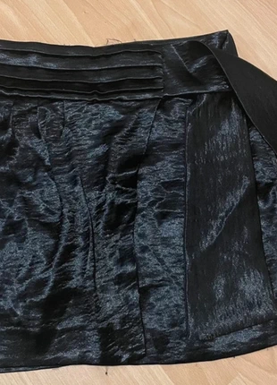 Jupe noire effet satiné Ba&sh, brand: Ba&sh, condizioni: Buone, taglia: S / IT 40 / EU 36, €15.00, €16.45 include la Protezione acquisti