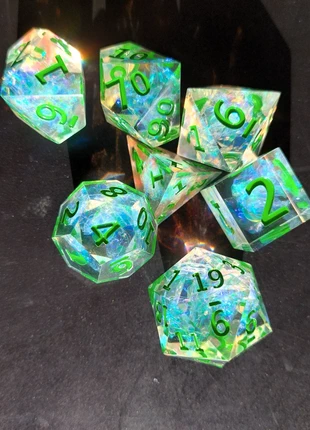 DnD dice set green hope, acetate core (solid resin) - D&D Daggerheart RPG dice set -dadi GDR, brand: D&D, condizioni: Nuovo senza cartellino, €14.00, €15.40 include la Protezione acquisti