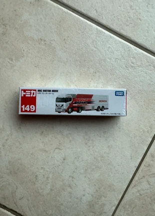 Tomica camion Honda, merk: Honda, staat: Heel goed, maat: 16 jaar / 176 cm, € 20,00, € 21,70 inclusief Kopersbescherming