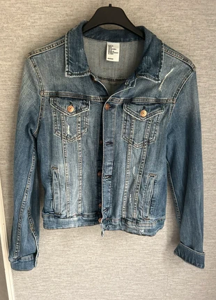 Veste courte jean effet déchiré, marque: H&M, état: Bon état, taille: M / 38 / 10, 3,00 €, 3,85 € Protection acheteurs incluse