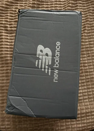 New Balance 9060, marca: New Balance, estado: Novo sem etiquetas, tamanho: 38, €70.00, €74.20 inclui Proteção do Comprador