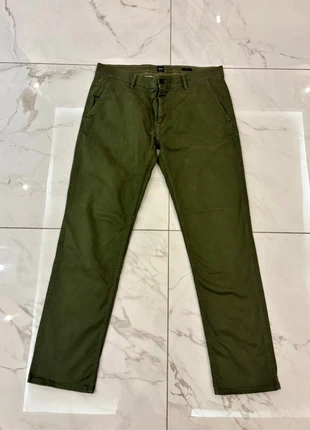 Pantaloni Hugo Boss | Vintage | Slim fit, marca: Hugo Boss, estado: Muito bom, tamanho: PT 46 | W36, €12.00, €13.30 inclui Proteção do Comprador