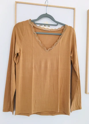 Neuf ! Blouse cache Cache. Taille M. Couleur Mocca, brand: Cache Cache, condition: New without tags, size: M / 38 / 10, €4.50, €5.43 includes Buyer Protection