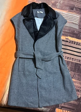 Gilet  Low Design taglia L Donna, brand: LOW design, condizioni: Ottime, taglia: L / IT 44 / EU 40, €15.00, €16.45 include la Protezione acquisti