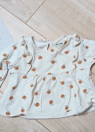 Petit haut bébé fille Kiabi, marque: Kiabi, état: Très bon état, taille: 1-3 mois / 56 cm, 2,00 €, 2,80 € Protection acheteurs incluse