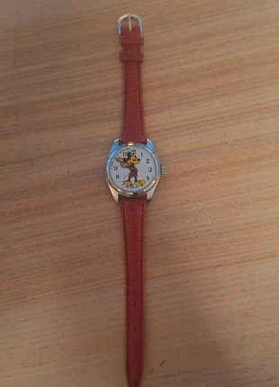 Mickey mouse opwindbare dameshorloge, merk: Hong Kong, staat: Goed, maat: Universele maat, € 10,00, € 11,20 inclusief Kopersbescherming