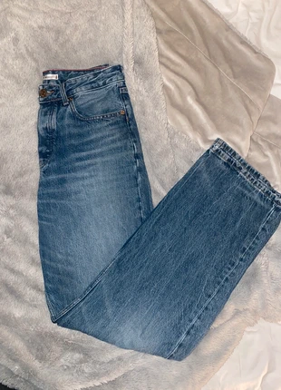 Loose Straight Tommy Hilfiger Jeans, merk: Tommy Hilfiger, staat: Heel goed, maat: M / 38 / 10, € 15,00, € 16,45 inclusief Kopersbescherming