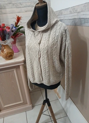 Trés joli pull fin avec capuche torsadé, marca: Promod, estado: Bom, tamanho: L / 40 / 12, €8.00, €9.10 inclui Proteção do Comprador