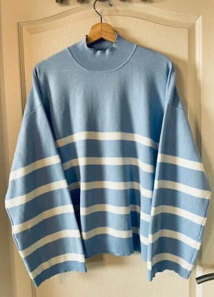 Neo Noir light blue & white mock neck sweater 40, merk: Neo Noir, staat: Heel goed, maat: L / 40 / 12, € 32,00, € 34,30 inclusief Kopersbescherming