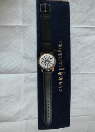 Montre bracelet « Echelle optométrique » D'après Raymond HAINS (1926- 2005) jamais porté, brand: Raymond HAINS, condition: New with tags, size: One size, €200.00, €210.70 includes Buyer Protection