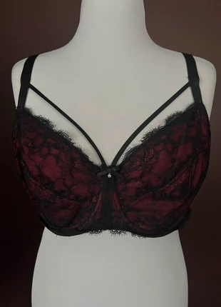 Harness Spitzen BH Lingerie C&A Size 100 E, merk: C&A, staat: Heel goed, maat: 100E, € 12,00, € 13,30 inclusief Kopersbescherming