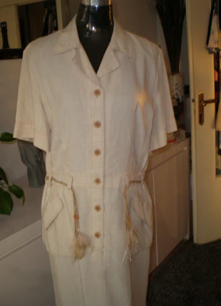 robe beige 42/44 neuve, brand: Voglia, condition: New without tags, size: XL / 42 / 14, €10.00, €11.20 includes Buyer Protection