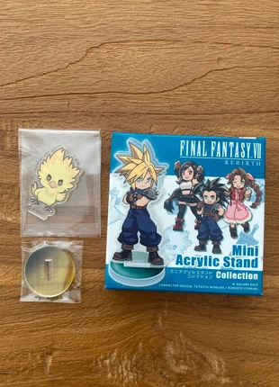Final Fantasy VII Rebirth acrylic stand Chocobo Cloud Junior, brand: Square Enix, condizioni: Nuovo con cartellino, taglia: 15 anni / 170 cm, €8.90, €10.05 include la Protezione acquisti Pro