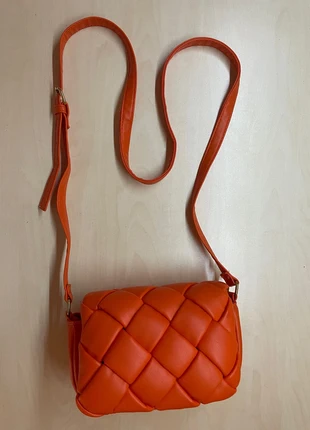 Borsa Primark arancione trapuntata NUOVA | Stile moderno, marke: Primark, zustand: Neu, 5,00 €, 5,95 € inklusive Vinted-Käuferschutz