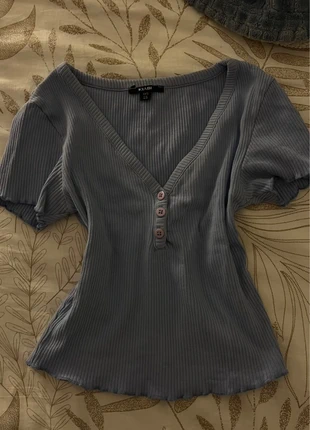 haut bleu boutonne, marke: Kiabi, zustand: Sehr gut, größe: XXS / 32 / 4, 2,00 €, 2,80 € inklusive Vinted-Käuferschutz