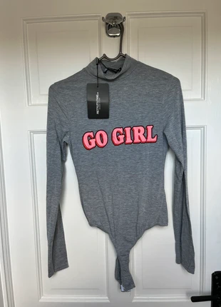 PrettyLittleThing Go Girl Printed Long Sleeve Top in Grey, brand: PrettyLittleThing, condition: New with tags, size: S / 36 / 8, €5.00, €5.95 includes Buyer Protection