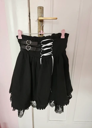 Jirai ryusangata kawaii lolita coquette rock kurz mit Spitze, merk: COQUETTE, staat: Heel goed, maat: XS / 34 / 6, € 12,00, € 13,30 inclusief Kopersbescherming