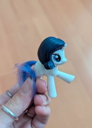 Mini Pony Rarity 💎 My Little Pony G4 Unicorno Bianco Criniera Blu/Viola, Ottime Condizioni, marke: My Little Pony, zustand: Neu, größe: Einheitsgröße, 5,00 €, 5,95 € inklusive Vinted-Käuferschutz
