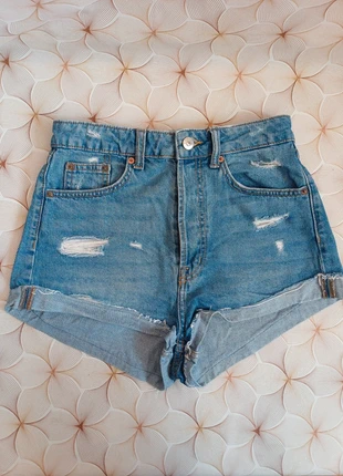 Short en jeans, marca: H&M, estado: Muy bueno, tamaño: S / 36 / 8, 4,49 €, 5,41 € Protección al comprador Pro incluida