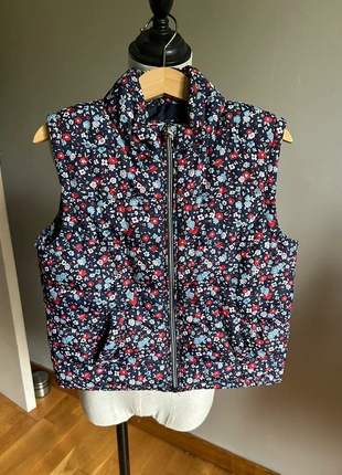 Doudoune sans manches, brand: Primark, condizioni: Ottime, taglia: 5 anni / 110 cm, €2.50, €3.33 include la Protezione acquisti