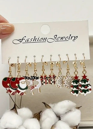5 paires de Boucles d'Oreilles de Noël Chic avec Noël Cartoon Oil, marke: Noël, zustand: Neu, mit Etikett, 6,00 €, 7,00 € inklusive Vinted-Käuferschutz