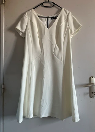 Robe blanche à manches courtes Sinéquanone, brand: Sinéquanone, condition: New without tags, size: M / 38 / 10, €5.60, €6.58 includes Buyer Protection