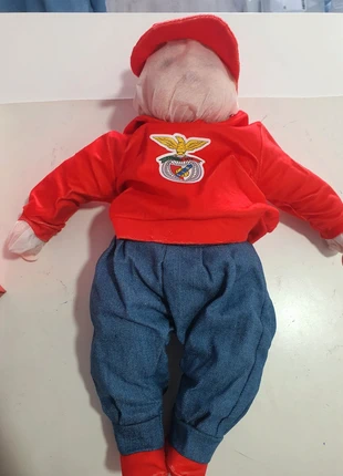 Boneca do Benfica, marca: Benfica, estado: Novo com etiquetas, tamanho: Até 1 mês / 50 cm, €40.00, €42.70 inclui Proteção do Comprador