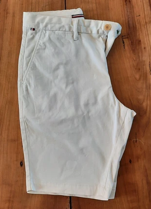 Short Tommy Hilfiger, marque: Tommy Hilfiger, état: Très bon état, taille: S, 15,00 €, 16,45 € Protection acheteurs incluse