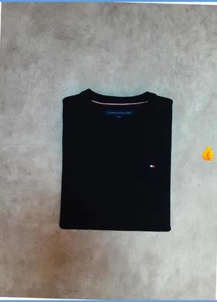 Tommy Hifiger Sweatshirt Pull Col V Noir Tommy Hilfiger Taille XS, brand: Tommy Hilfiger, condition: Very good, size: XS, €20.00, €21.70 includes Buyer Protection