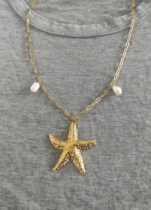 Collier doré avec pendentif étoile de mer et perles, chaîne et pendentif en acier inoxydable, état: Très bon état, 14,00 €, 15,40 € Protection acheteurs incluse