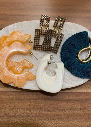 Lot Boucles d’oreilles percées fantaisies Balaboosté en acétate et strass, marke: Bala Boosté, zustand: Gut, 5,00 €, 5,95 € inklusive Vinted-Käuferschutz