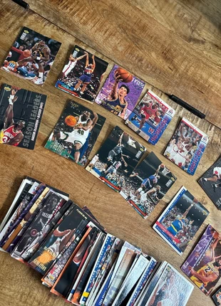 Carte basketball Upper duck vintage début 1990, marque: Upper Deck, état: Très bon état, 15,00 €, 16,45 € Protection acheteurs incluse