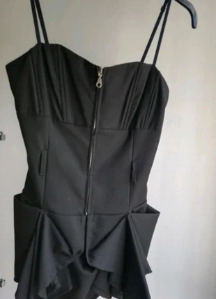 Bustier avec basque, marque: Rinascimento, état: Très bon état, taille: S / 36 / 8, 17,00 €, 18,55 € Protection acheteurs incluse