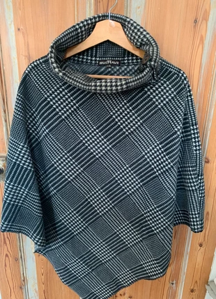 Poncho noir et blanc, marque: MustHave, état: Très bon état, taille: L / 40 / 12, 6,00 €, 7,00 € Protection acheteurs incluse