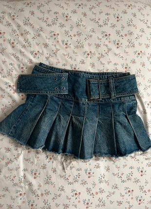 falda vaquera tiro medio stradivarius, marca: Stradivarius, estado: Nuevo sin etiquetas, tamaño: S / 36 / 8, 12,00 €, 13,30 € Protección al comprador incluida