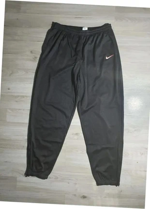 Pantalon de survétement nike Vintage taille XL noir, marke: Nike, zustand: Sehr gut, größe: XL, 10,00 €, 11,20 € inklusive Vinted-Käuferschutz