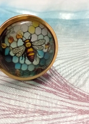 Cabochon petite abeille, condition: Very good, size: Adjustable, €10.00, €11.20 includes Buyer Protection