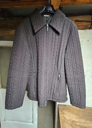 Giacca nera Trapuntata Imbottita Effetto 3D Tg M - Leggera e Versatile, brand: Made In Italy, condizioni: Ottime, taglia: M / IT 42 / EU 38, €9.90, €11.10 include la Protezione acquisti