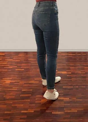 Jeans H&M, marca: H&M, estado: Nuevo sin etiquetas, tamaño: M / 38 / 10, 9,00 €, 10,15 € Protección al comprador incluida