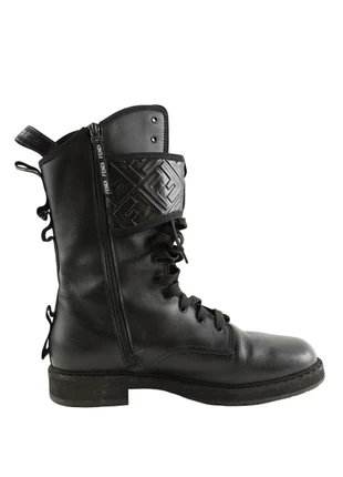 Bottes Fendi Bon État, marke: Fendi, zustand: Gut, größe: 40, 440,00 €, 462,70 € beinhaltet Vinted-Käuferschutz Pro